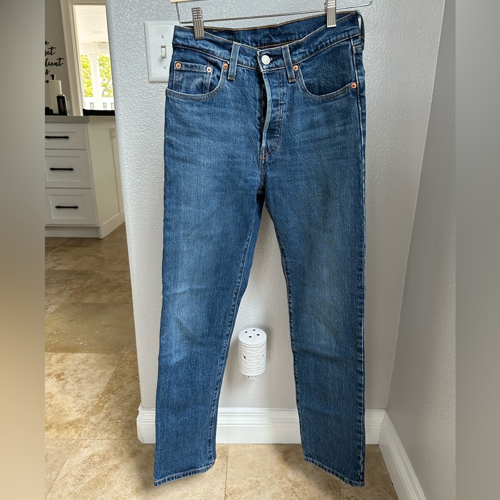 levi's jeans